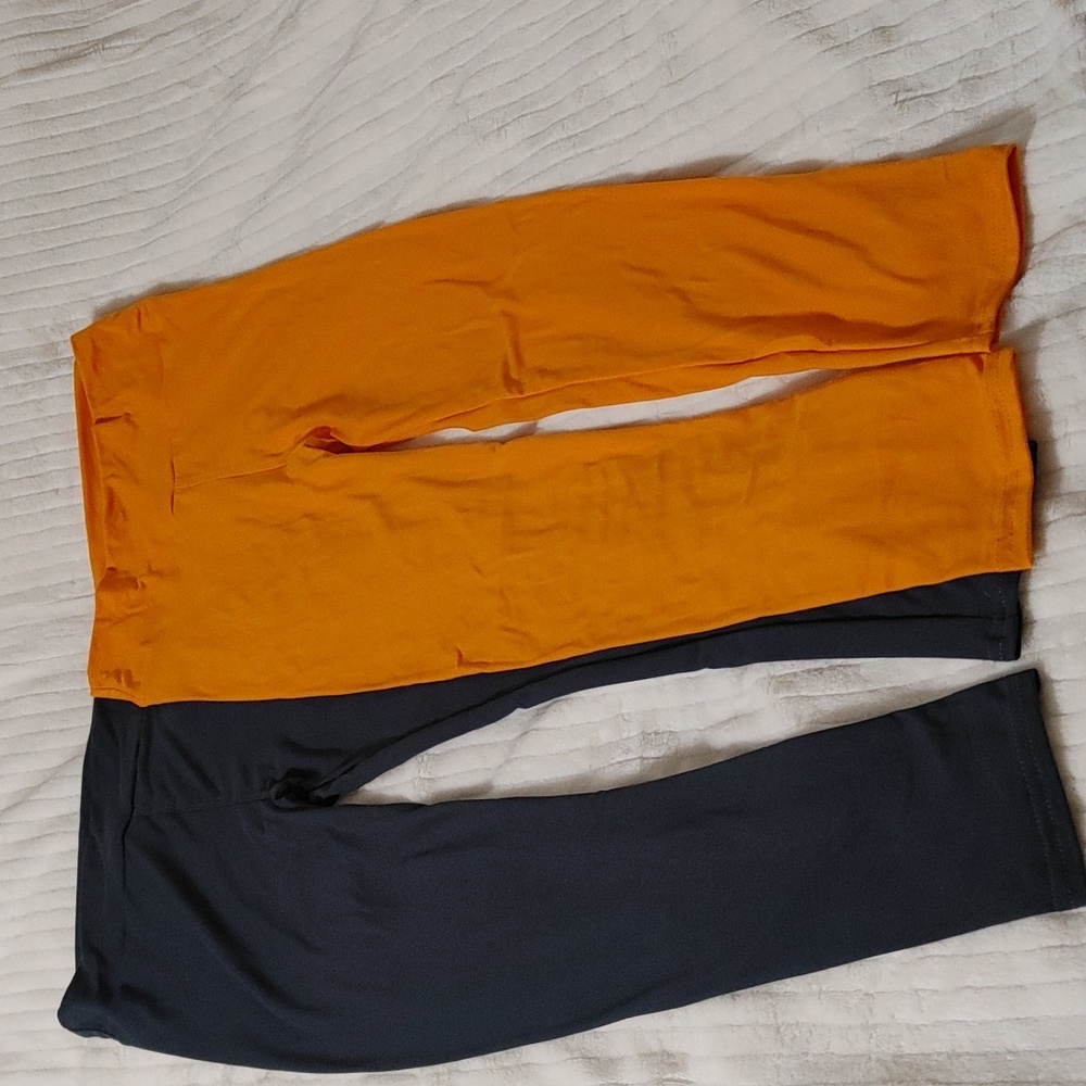 Soft Milk 2 girls leggings orange and dark blue size 9-10 years old NWOT.